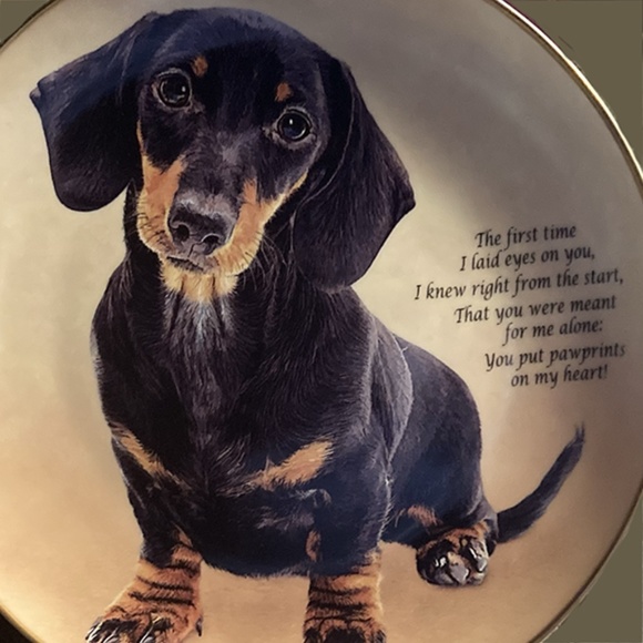 Pawprints On My Heart Plate from the Cherished Dachshunds Collection - Black Tan - Picture 4 of 6